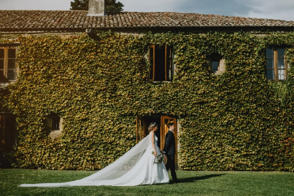 Vowly New Zealand Wedding Photography and Video. Professional wedding photography and videography based in Queenstown, Wanaka, and Christchurch. Capturing natural, candid moments and stunning destination elopements available South Island-wide.