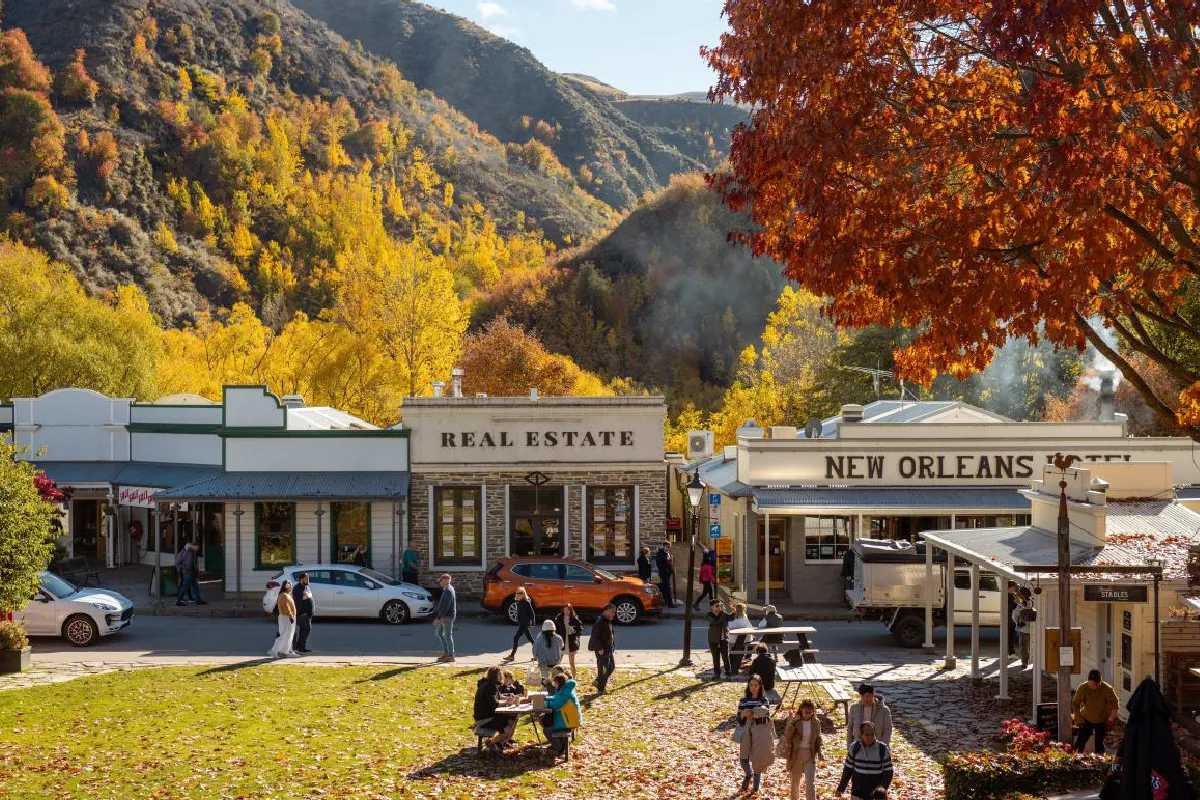 Arrowtown is a picturesque, historic gold-mining town in Otago, New Zealand, nestled on the banks of the Arrow River.
