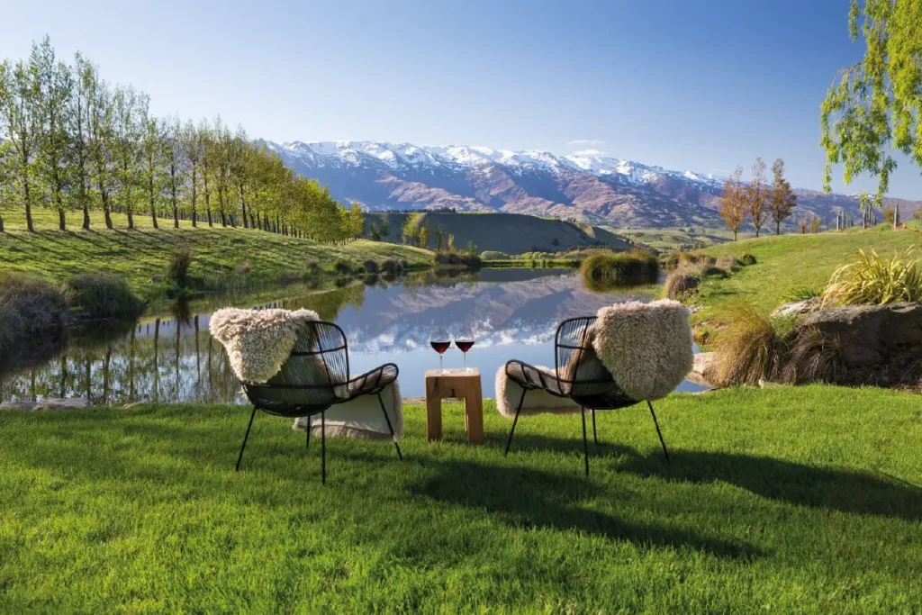 Cromwell Wedding Photography: 7 Reasons Central Otago Is New Zealand’s Best Kept Secret